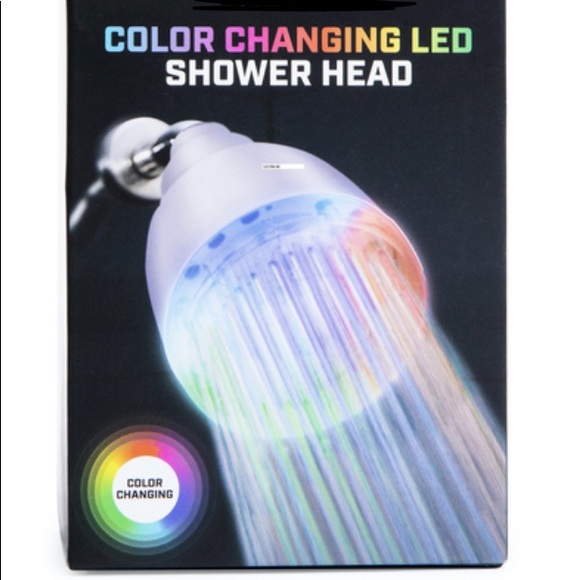 LED Color Changing Shower Head 🚿 - Picture 2 of 6